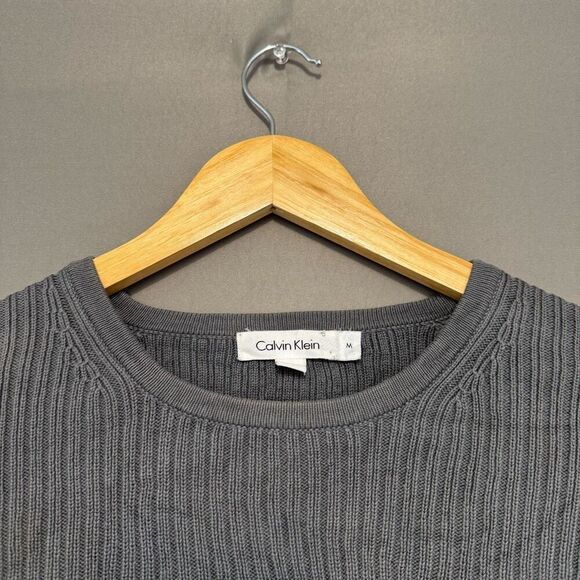 Calvin Klein Women’s Grey Ribbed Sweater Size Medium Crew Neck Style Preppy - Picture 2 of 12